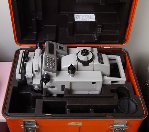 SOKKIA SET3B Total Station W/Case for Parts or Repair