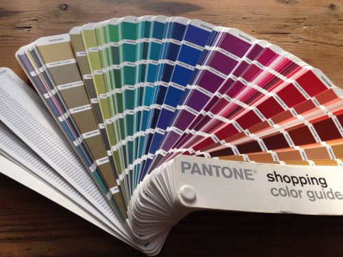 Pantone Shopping Color Guide Published In 2000