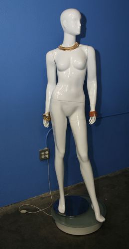 Full Body Retail Store Clothing Display Mannequin - Used