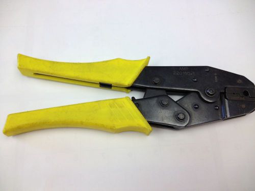 AMP 220190-1  Crimper Good Hand Crimp tool made in Sweden     GREAT CONDITION