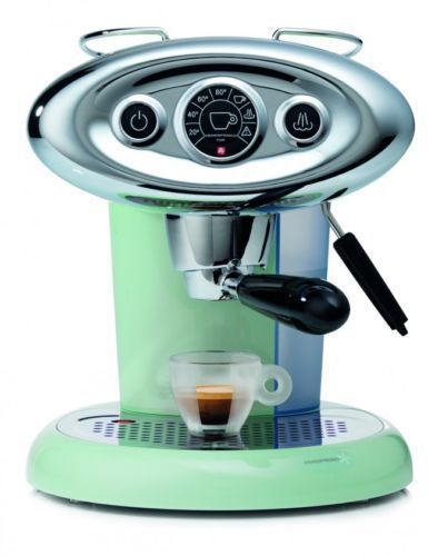 illy Francis italian espresso machine x7.1   126 FREE CAPSULES + FREE SHIPPInG