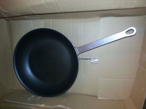 Vollrath pro series plus pro- hg ti non stick 10&#034; fry pan 50780 w/out kool grip for sale