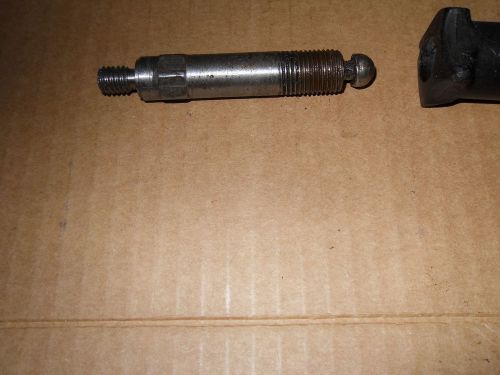 HOBART 1612,1712 REAR KNOB AND SHAFT FOR KNIFE COVER
