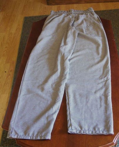 Uncommon Threads Chef/Restaurant Pants Black White Checkered Size M NWOT