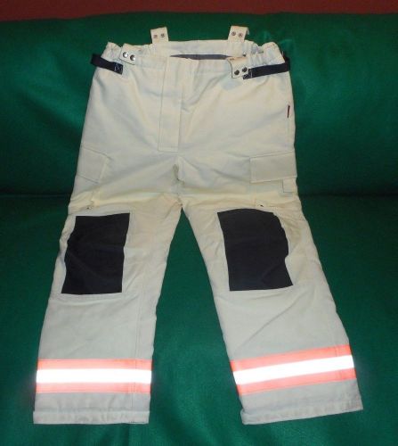 Bristol Safety Structural Fire Fighting White Apparel Pants 40T 5/11