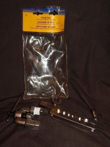 BrassCraft Flaring Tool for 3/16 to 5/8&#034; O.D. Tubing in Orig Package T050
