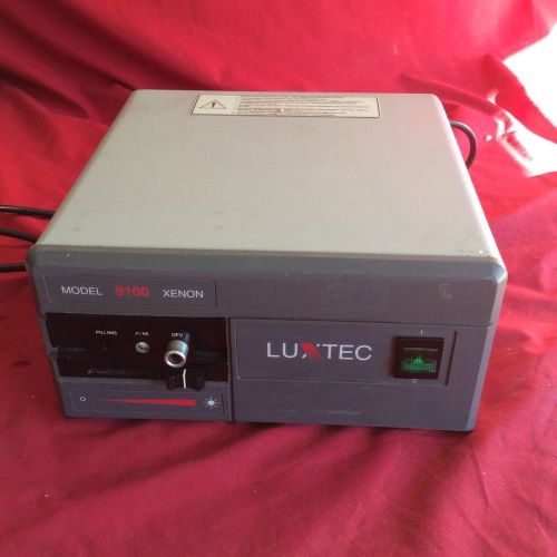 LUXTEC 9100 Xenon Light Source
