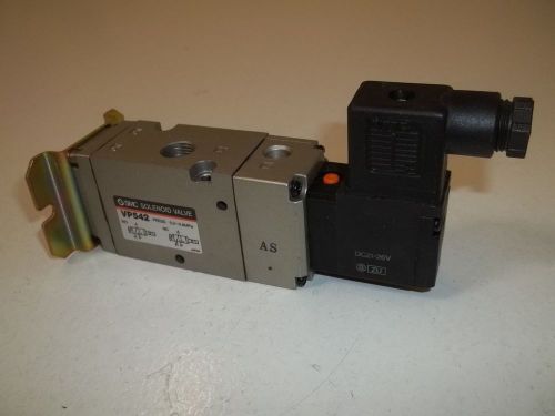SMC VP542 PNEUMATIC VALVE *NEW OUT OF A BOX*