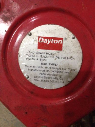 Dayton 1 Ton Chain Hoist 1vw57