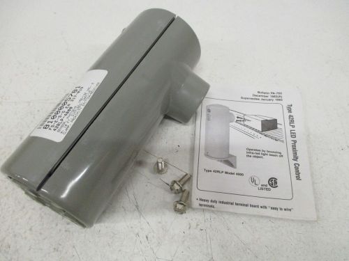 ALLEN BRADLEY 42RLP-4000 PHOTOELECTRIC SESNOR *NEW OUT OF A BOX*