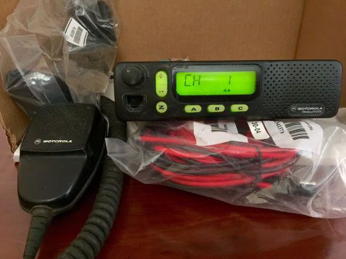 Motorola M1225 VHF 150-174 NEW power cable, mic, bracket, Bench Tested
