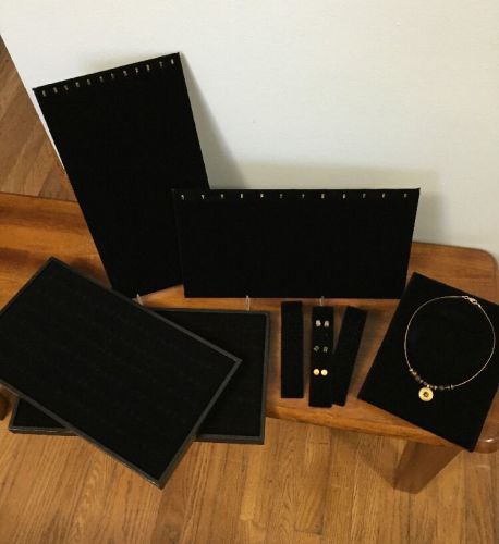 Jewelry Display Set- 8 Pieces