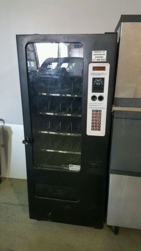 **no reserve** usi 3053 snack, candy soda vending machine for sale