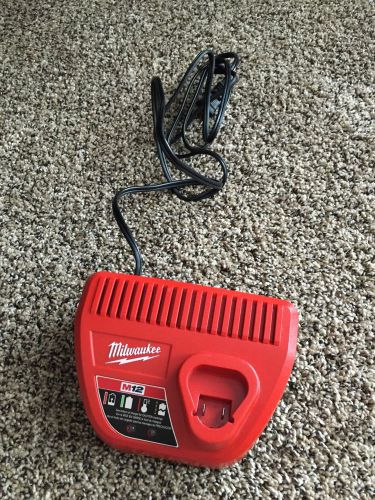 NEW MILWAUKEE 48 59 2401 M12 CHARGER