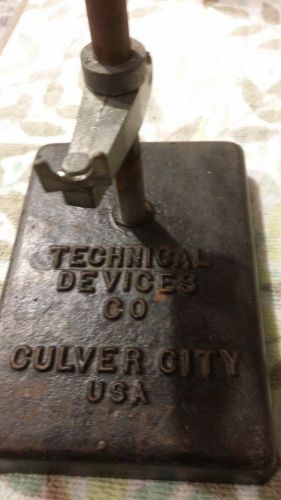 VINTAGE TECHNICAL DEVICES CO. CIRCUIT CARD HOLDER TOOL .