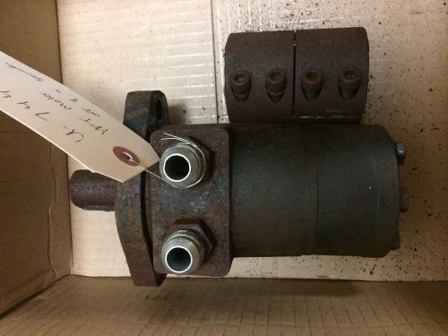 Hydraulic Motor and 3/4 inch to 1 inch Coupler Adapter (U-744)