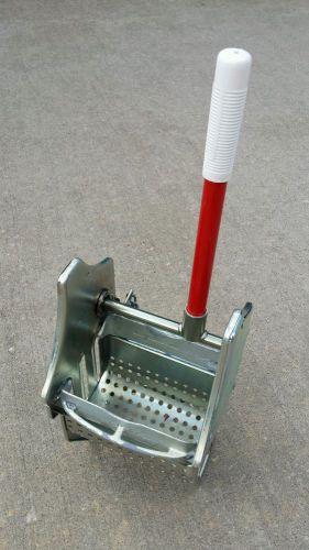 Mop wringer geerpres inc. floor knight metal small new in box for sale