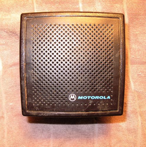 Motorola-external-amplified-radio-speaker-hsn1005a for sale