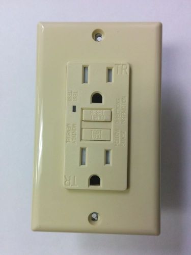 NEW 15A Tamper Resistant TR GFCI Duplex Outlet Receptacle 15 Amp IVORY w/LED