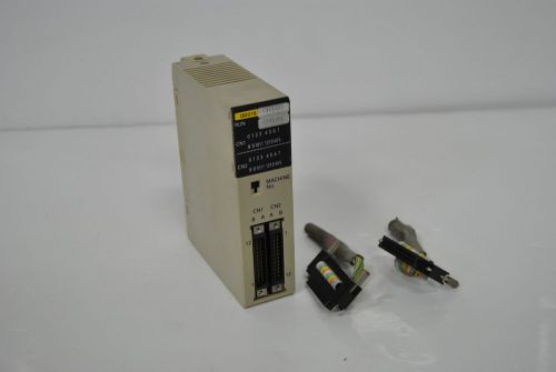 OMRON SYSMAC PLC OUTPUT UNIT C200H-OD215 (S11-2-7D)