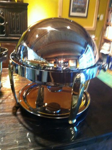 Bon Chef 8 qt round chafer, stainless steel with gold legs