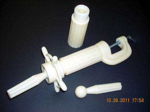 Cosmetology MANIKIN HEAD HOLDER, TABLE CLAMP   #N-7050