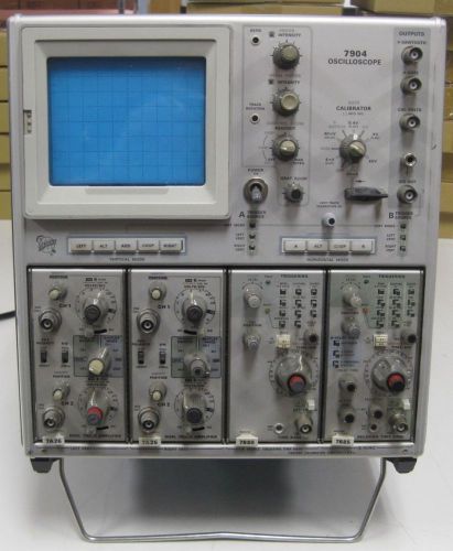 Vintage 7904 Tektronix Oscilloscope With (2) 7A26, 7B80 &amp; 7B85