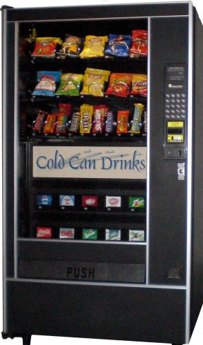 Snack and soda combo machine