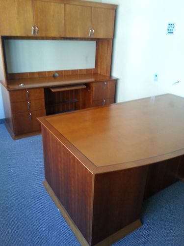 CHERRY EXECUTIVE DESK WITH CREDENZA AND HUTCH