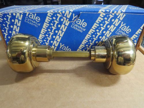Yale Knobs and Spindle for Mortise Locks. Model LF35S.