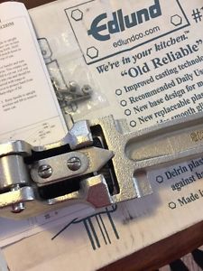 Edlund 11100 Old Reliable #1 Manual Can Opener with Plated Steel Base