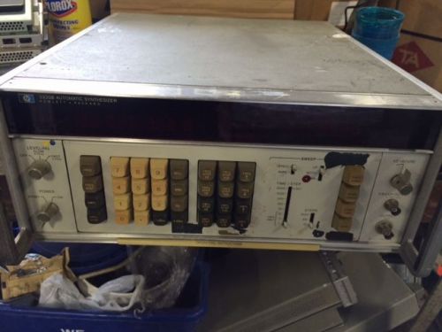 HP 3330B Automatic Synthesizer