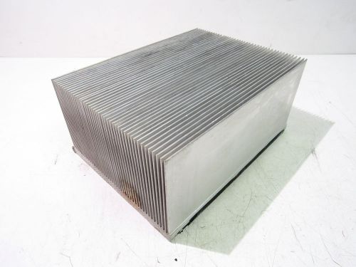 10&#034; X 7-1/4&#034; X 4-1/2&#034; HEAT SINK ***XLNT***