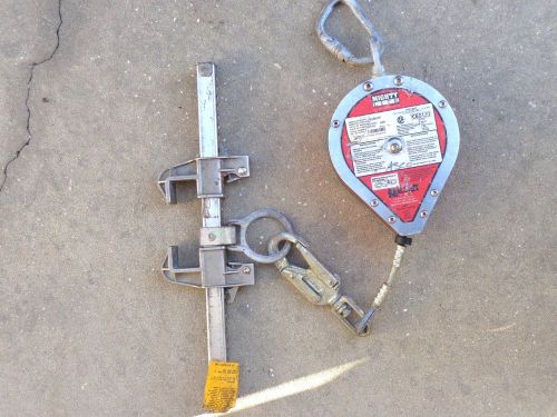 Miller mighty lite 20ft (rl20bg) self retracting lifeline &amp; safewaze beam clamp for sale