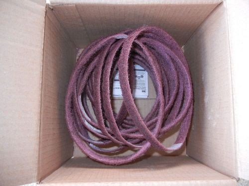 3M Scotch-Brite Surface Conditioning Belts 1/2&#034; x 18&#034; A Medium Maroon 20/Case