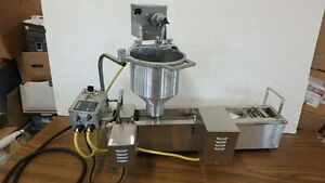 NEW GENUINE LIL ORBITS 101 MINI DONUT MACHINE