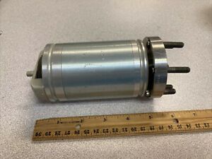 Vacuum rotary feedthrough