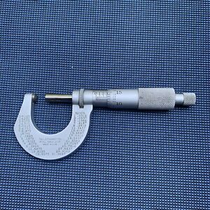 L.S. Starrett Co. Micrometer N0. 231 - CLEAN - NO ENGRAVING - SMOOTH MOVEMENT