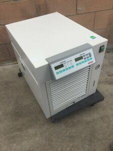 Julabo FC 1200T FC1200T Digital Recirculating Chiller 28L/Min, -10 to 80 Degrees