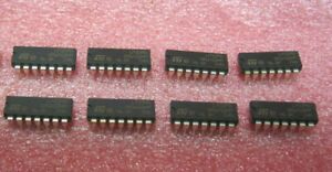 LM339N STMicroelectronics IC Quad Comparator 14 Pin DIP Lot of 8