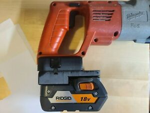 Milwaukee  V18  Nicad tool to Ridgid battery adapter