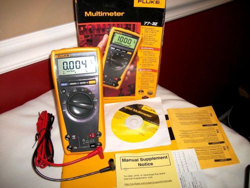 FLUKE 77 IV  MULTIMETER NEW IN BOX CD MANUAL