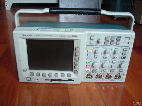 Tektronix TDS3054B Digital Oscilloscope with probes