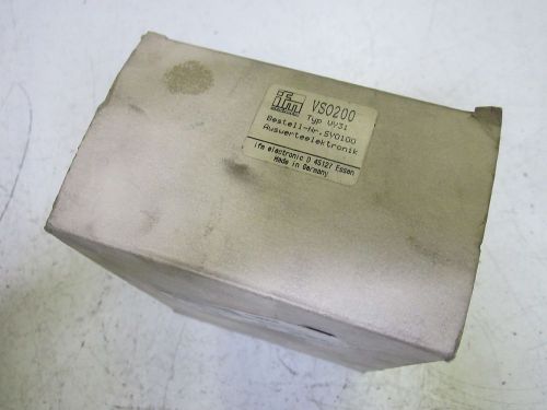 IFM ELECTRONIC VSO200 CONTROLLER SF FLOW SENSOR TYPE VY31*NEW IN A BOX*
