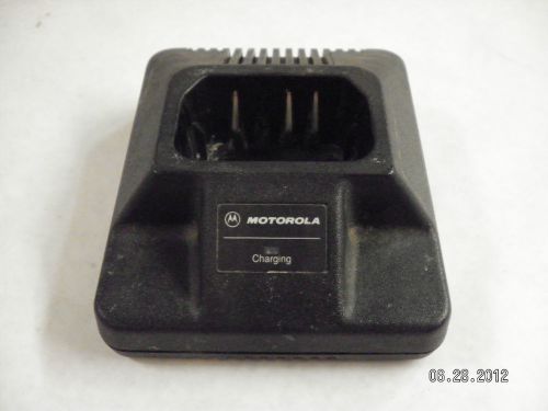 Motorola Standard Radio Charger HTN9702A With Out Power Cord