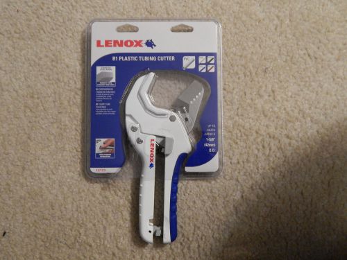 New in Package Lenox R1 Plastic Tubing Cutter Up to 1-5/8&#034; #12123