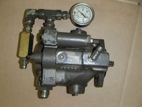 Parker Hydraulic Pump PVP1610B4L211 _ PVP161OB4L211 _ 1000 psi_1800 RPM_3.2 HP