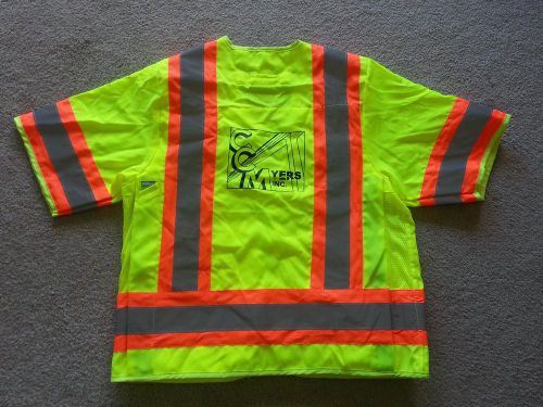 Safety vest. Yellow and Orange
