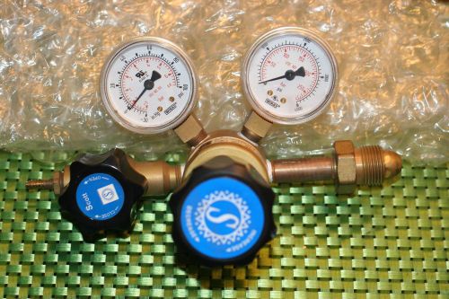 Scott Specialty Ultra High-Purity Single-Stage Brass Pressure Gas Regulator
