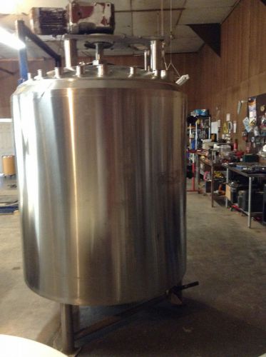Stainless steel jacketted tank with agitation 500 gallon for sale